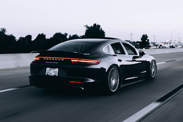 Porsche Panamera Turbo, 2021