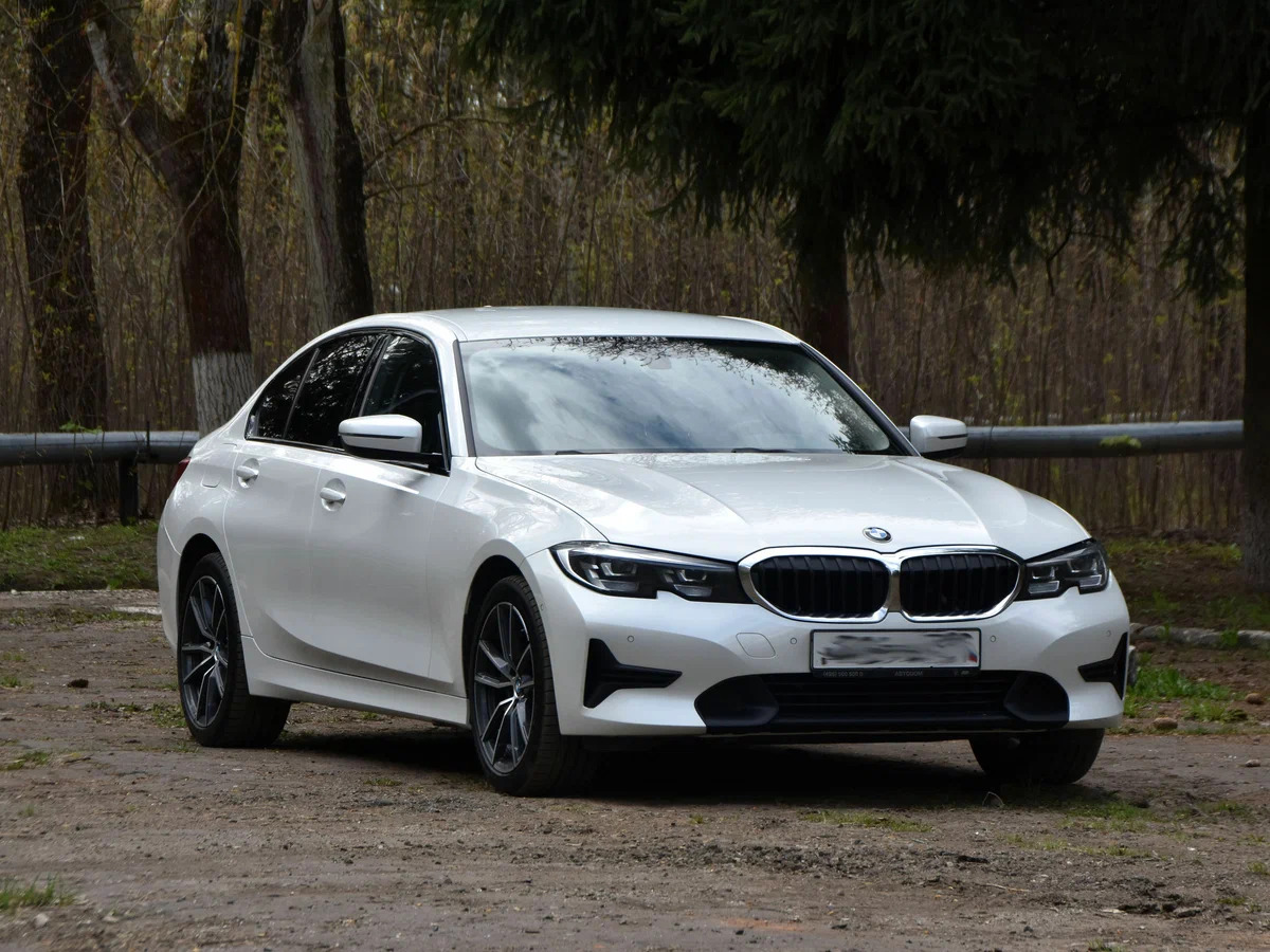 BMW 320i, 2020