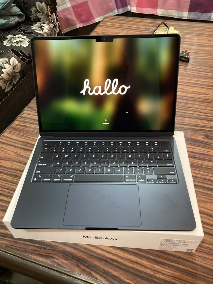 MacBook Air M2 до 70 000 ₽